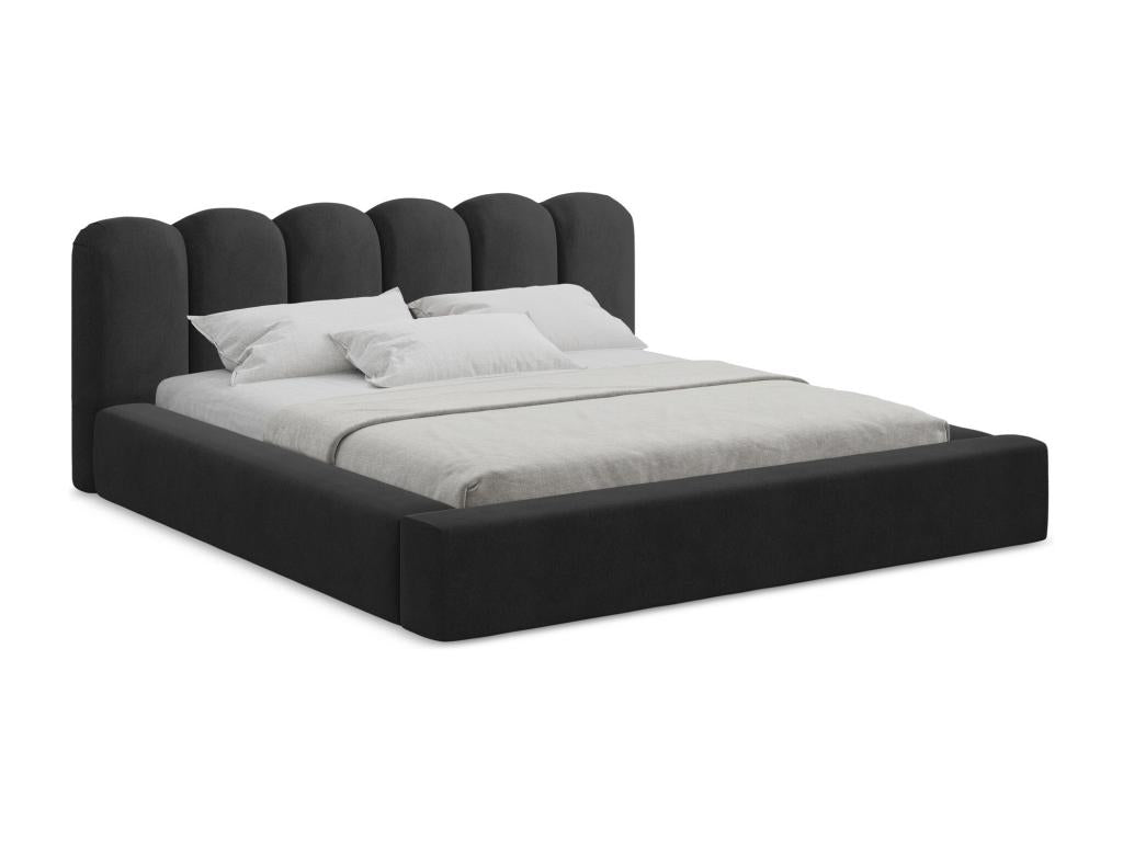 Black Bed, 220 x 238 cm